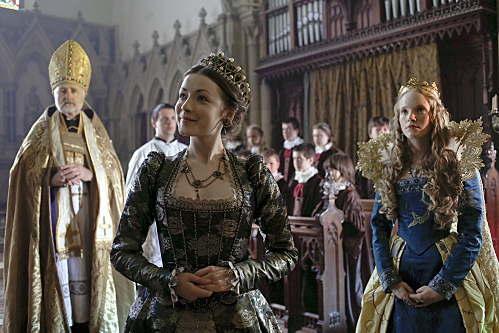  TV drama The Tudors starring SARAH BOLGER as'Lady Mary Tudor'